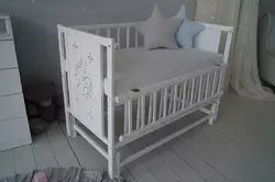 Ліжко дитяче Baby Comfort Матуся з маятником біла Ліжко дитяче Baby Comfort Матуся з маятником біла