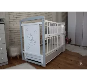 Ліжко дитяче Baby Comfort TEDDY біло-сіра з шухлядою та маятником Ліжко дитяче Baby Comfort TEDDY біло-сіра з шухлядою та маятником